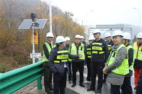 标题:星空（中国）交高投公司赴太行山高速邢邯段开展综合督导检查<br/>说明:<br/>日期:2025/11/7 20:10:07