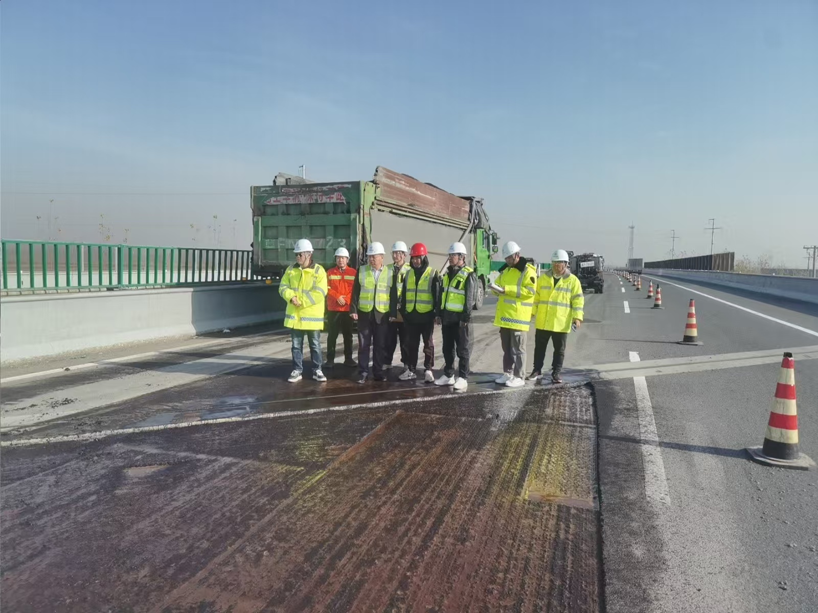 32dbe3a00de34dce695101eda4592d97.jpg 32dbe3a00de34dce695101eda4592d97.jpg